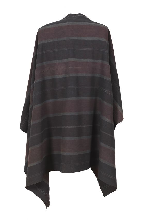 Vai Puan Chin mantle