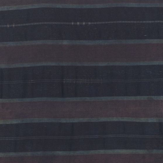 Vai Puan Chin mantle