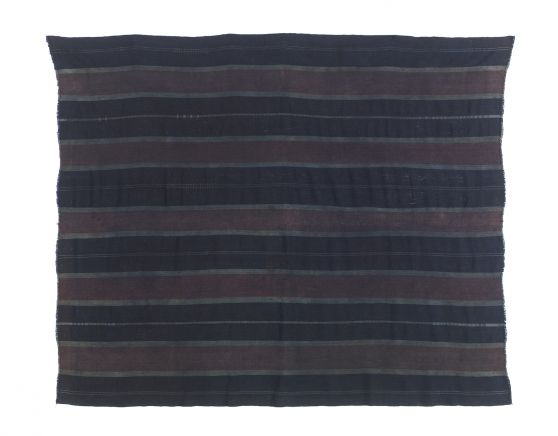 Vai Puan Chin mantle